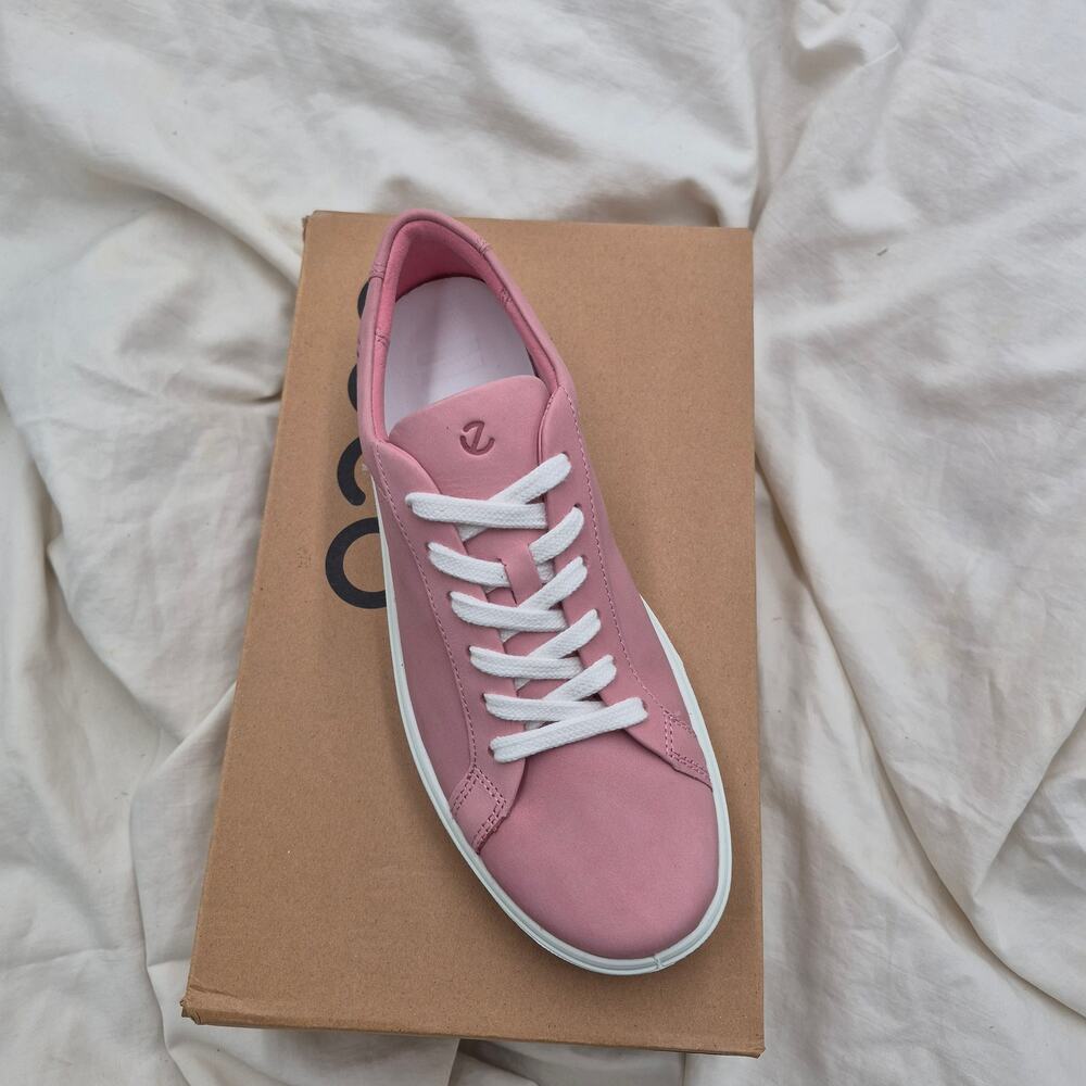 NEW ECCO Soft 60 Low-Profile Walking Sneaker pink Leather Womens Size 5-5.5